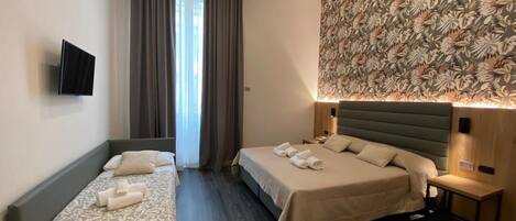 Frette Italian sheets, desk, laptop workspace, soundproofing