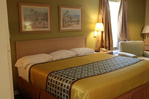 Deluxe Room | Iron/ironing board, free WiFi, bed sheets, alarm clocks