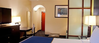 Super 8 by Wyndham Irving/DFW Apt/North