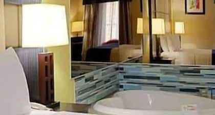 Super 8 by Wyndham Irving/DFW Apt/North