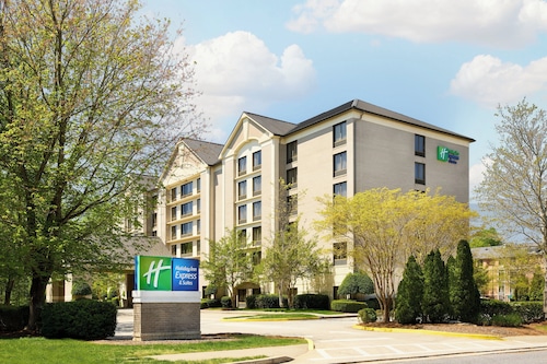 Holiday Inn Express & Suites Alpharetta - Windward Parkway by IHG