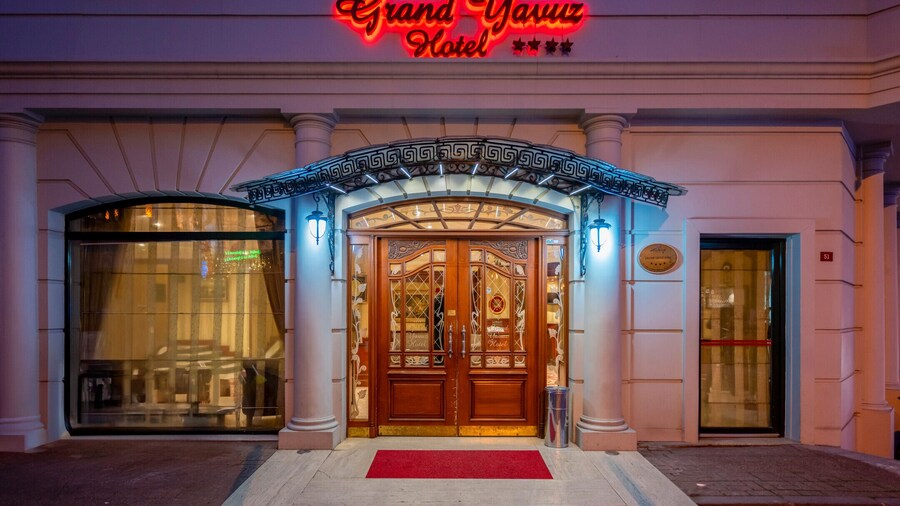 Grand Yavuz Hotel