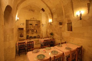 Breakfast, lunch, dinner served; Turkish cuisine - Surban Hotel - Special Class (Ürgüp)