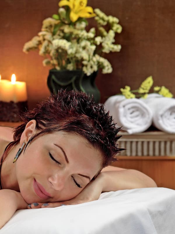 Sauna, hammam, soins corporels, soins d'aromathérapie