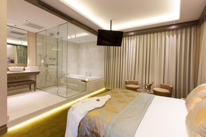 Shower, eco-friendly toiletries, hair dryer, bathrobes - AHC Ayasofya Hotel  (Istanbul)