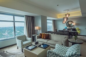 Phòng Deluxe, 2 phòng ngủ | Két bảo mật tại phòng, trang trí khác biệt 
