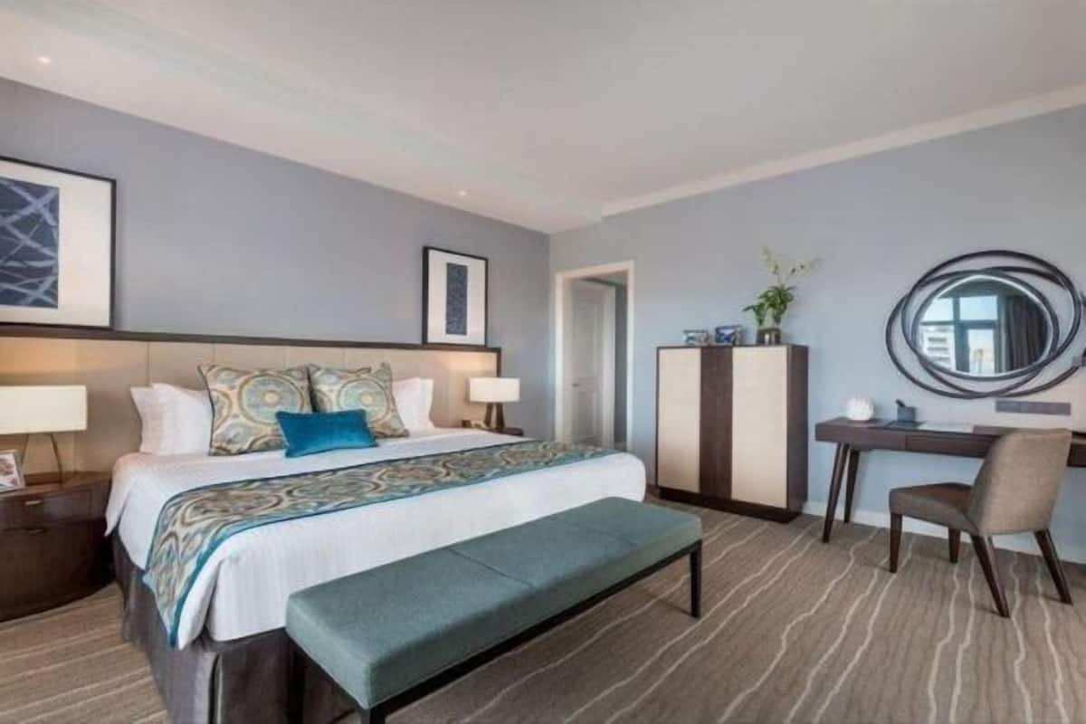 In-room safe, individually decorated, individually furnished, desk