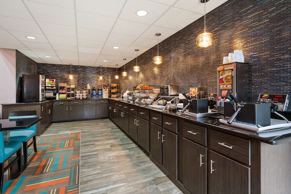 Esmorzar diari d'autoservei gratuït