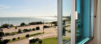 Sunset Beach Hotel