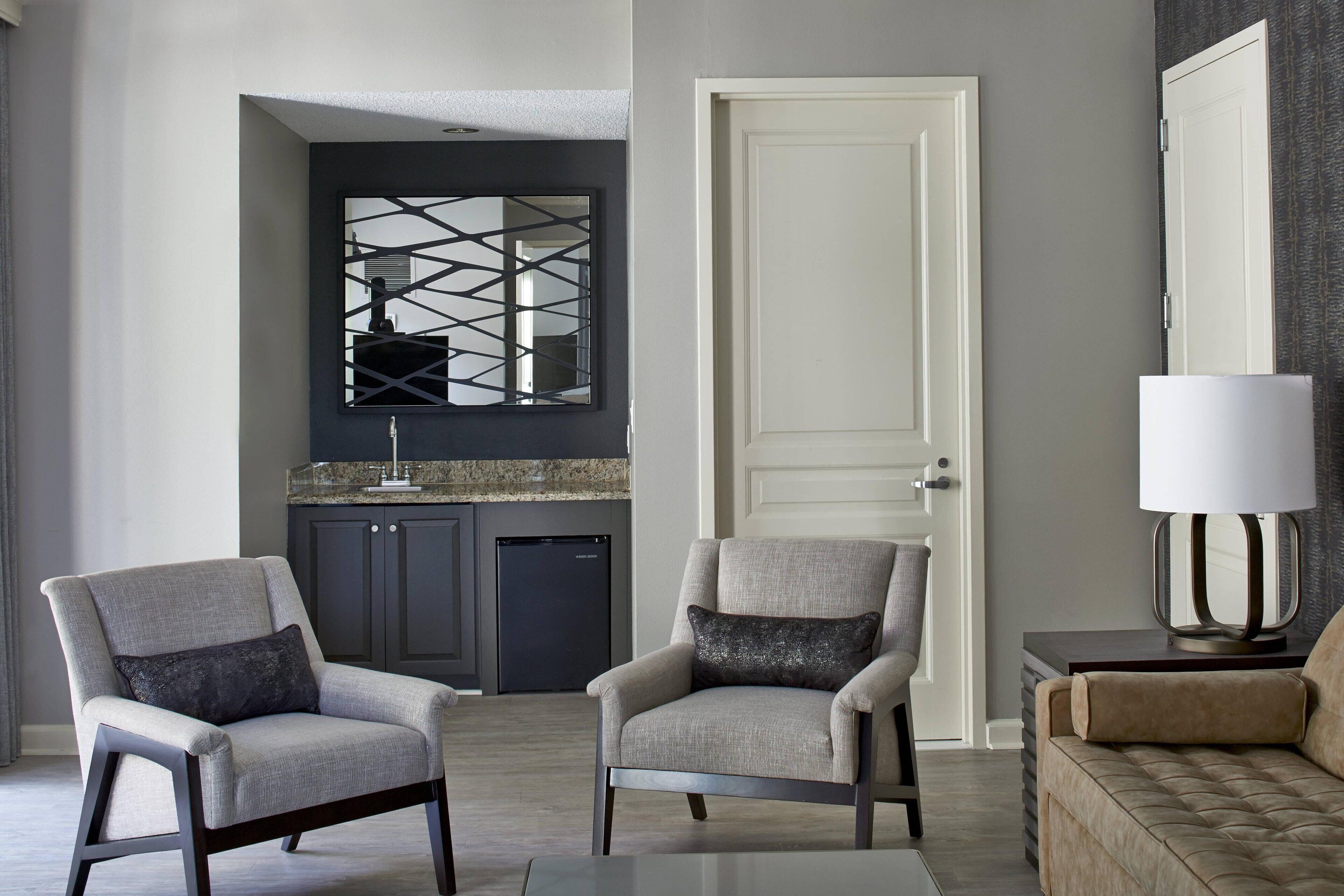 deluxe suite, 1 bedroom | living area | 55-inch smart tv with cable channels, tv, streaming services