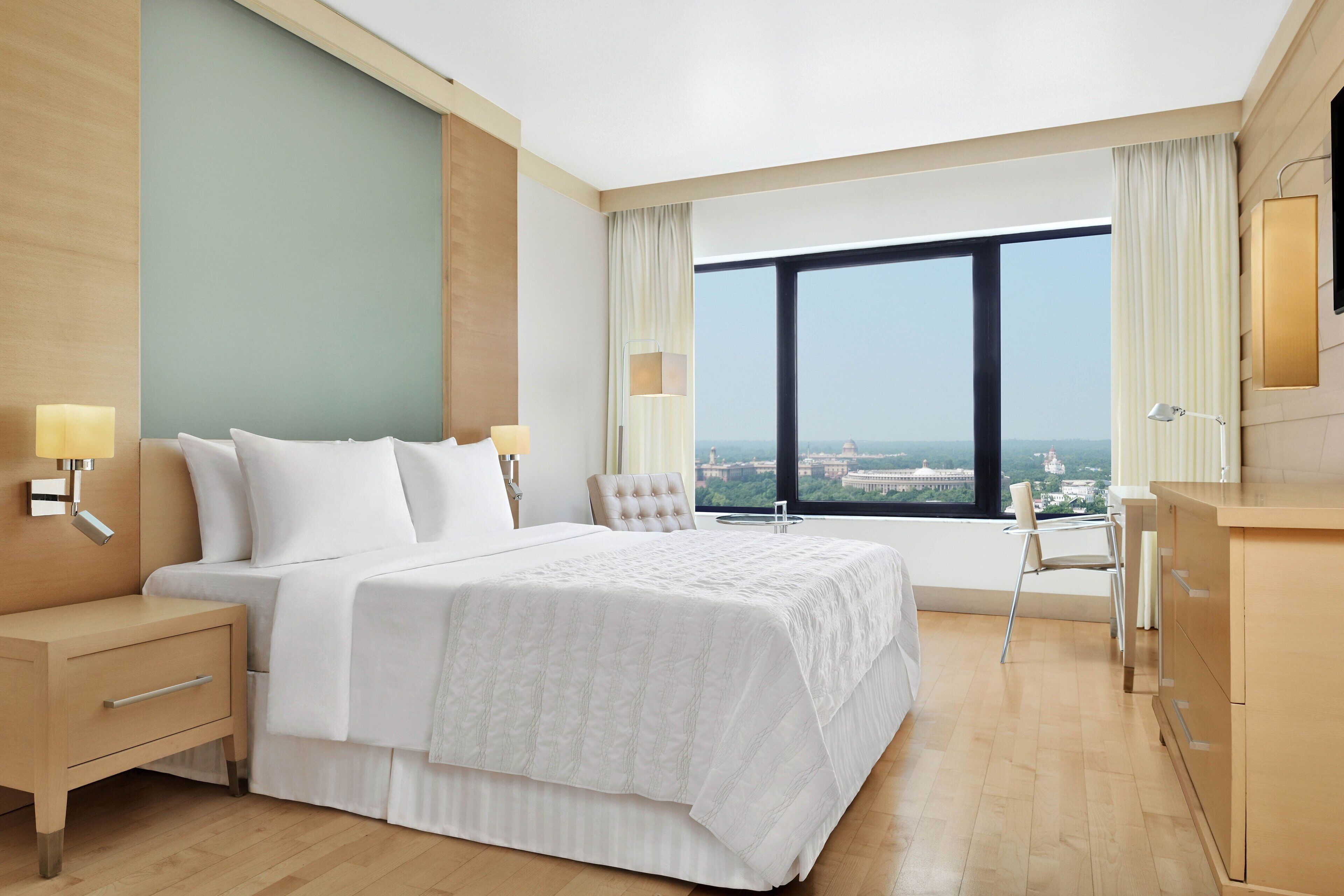 room, 1 queen bed | premium bedding, minibar, in-room safe, individually decorated