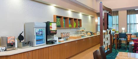 Desayuno continental incluido todos los días