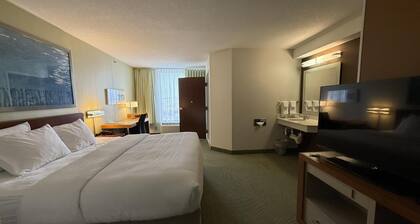 The Peoria Hotel, SureStay Collection by Best Western