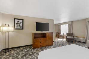 Standard Room, 2 Queen Beds, Balcony, River View - Best Western Plus Riverfront Hotel & Suites (Great Falls)