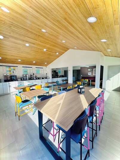 Garner Hotel Missoula Southwest by IHG