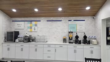 Colazione continentale inclusa, servita tutte le mattine