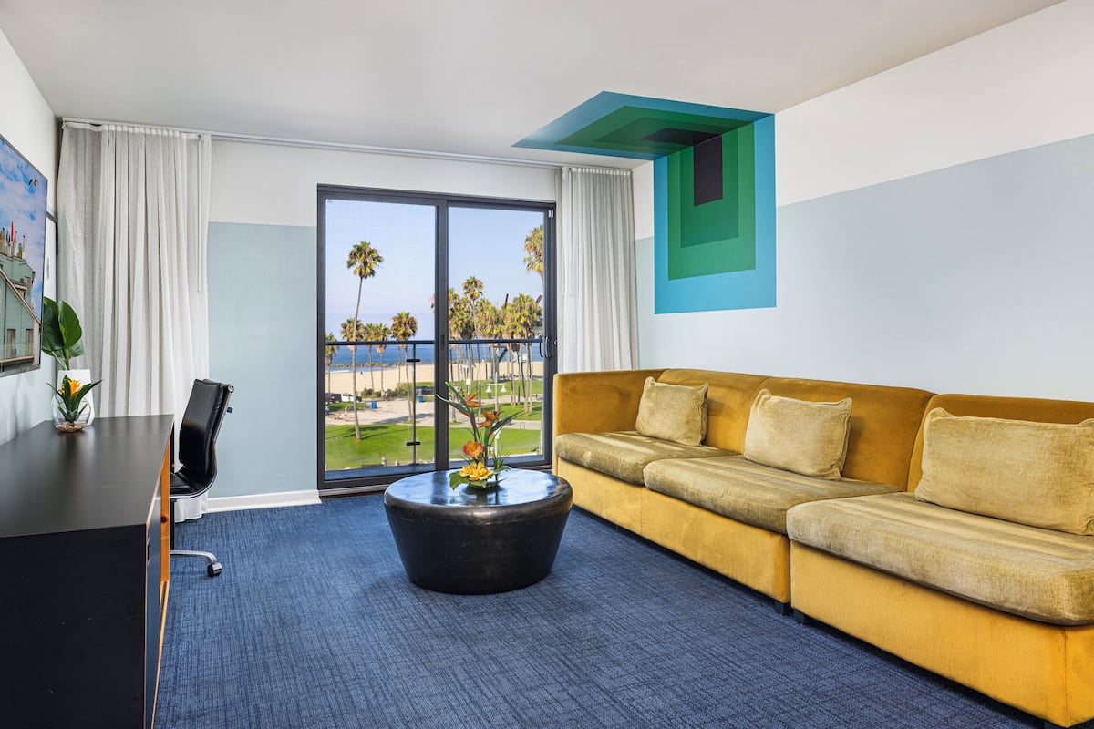 Suite, 1 King-Bett und Schlafsofa, Meerblick