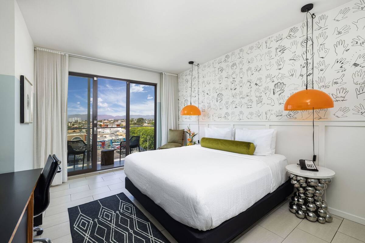 Premium bedding, down duvets, pillow-top beds, minibar