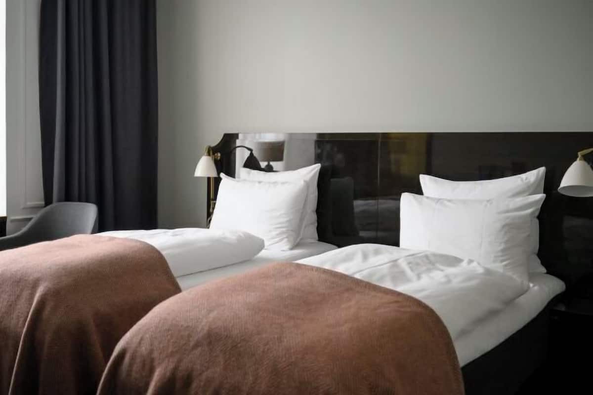 1 bedroom, minibar, in-room safe, desk
