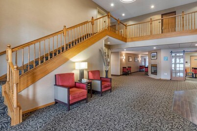 Comfort Inn Dyersville Near Field of Dreams
