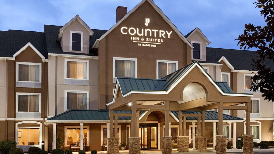 Country Inn & Suites by Radisson, Savannah I-95 North, GA