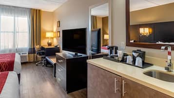 1 Schlafzimmer, Allergikerbettwaren, individuell dekoriert