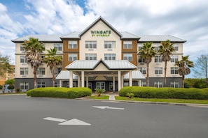 Exterior - Wingate by Wyndham Savannah Gateway (Savannah)