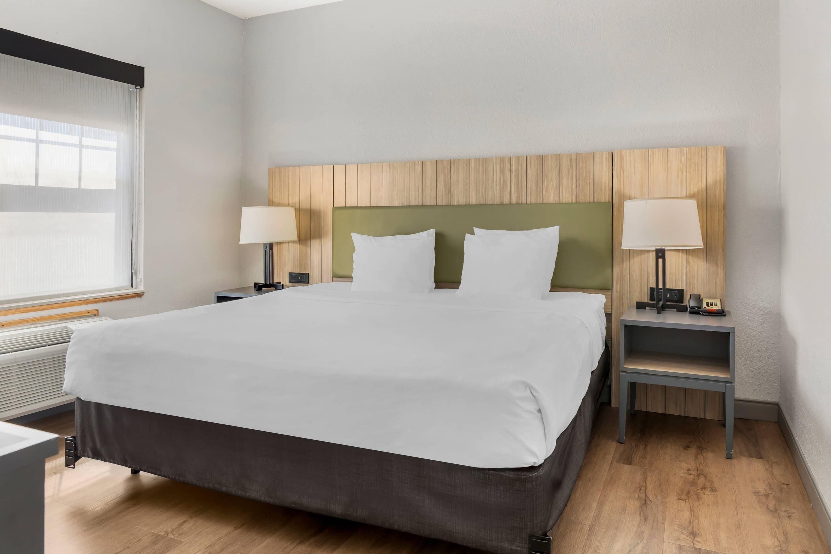 Suite, 1 Bedroom, Non Smoking, Jetted Tub