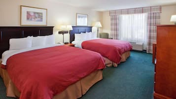 1 bedroom, premium bedding, down comforters, in-room safe