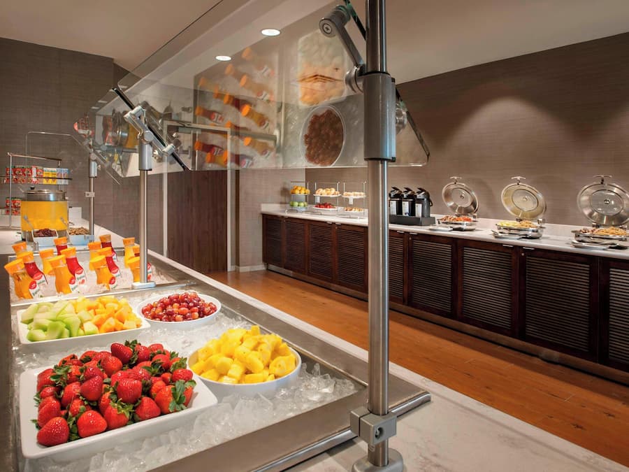 Cooked-to-order breakfast for a fee