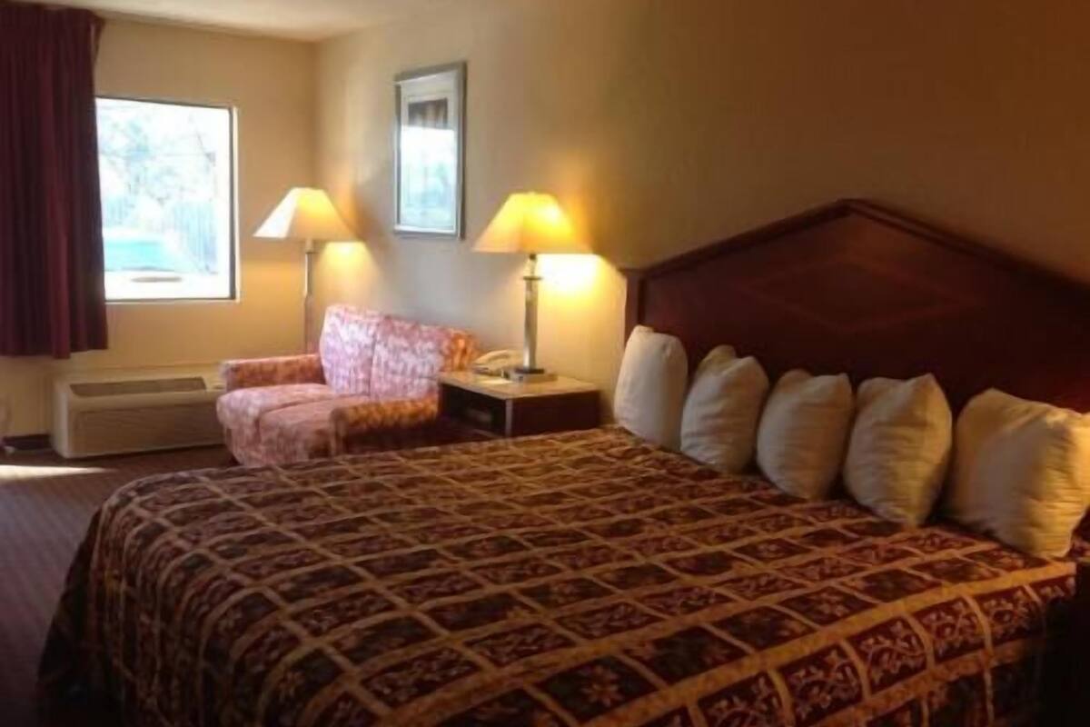 Desk, iron/ironing board, free cribs/infant beds, rollaway beds