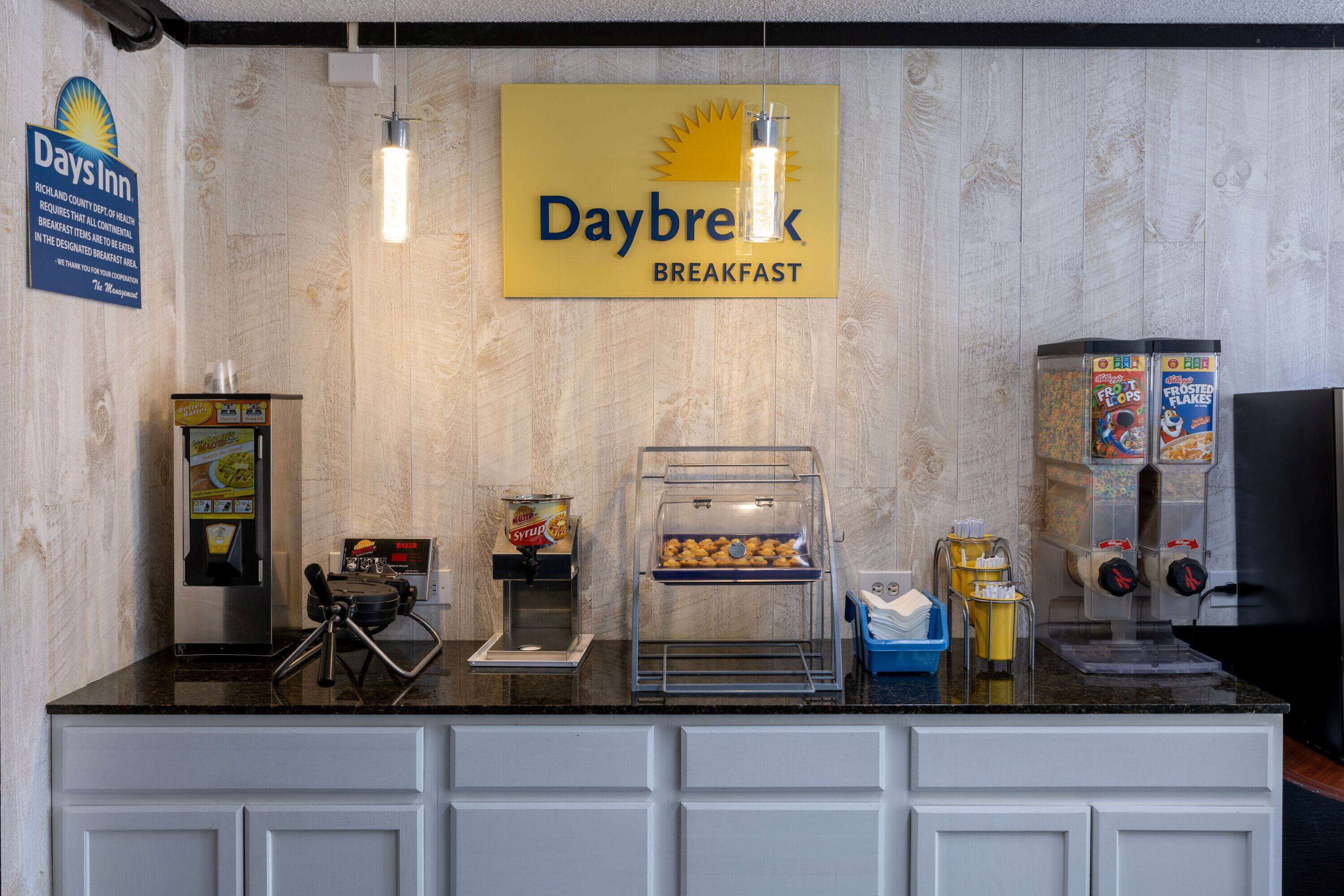 Free daily continental breakfast