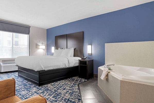 Standard Room, 1 King Bed, Non Smoking, Jetted Tub (with Sofabed) | Desk, iron/ironing board, free cribs/infant beds, rollaway beds - Best Western Canton Inn (Canton)