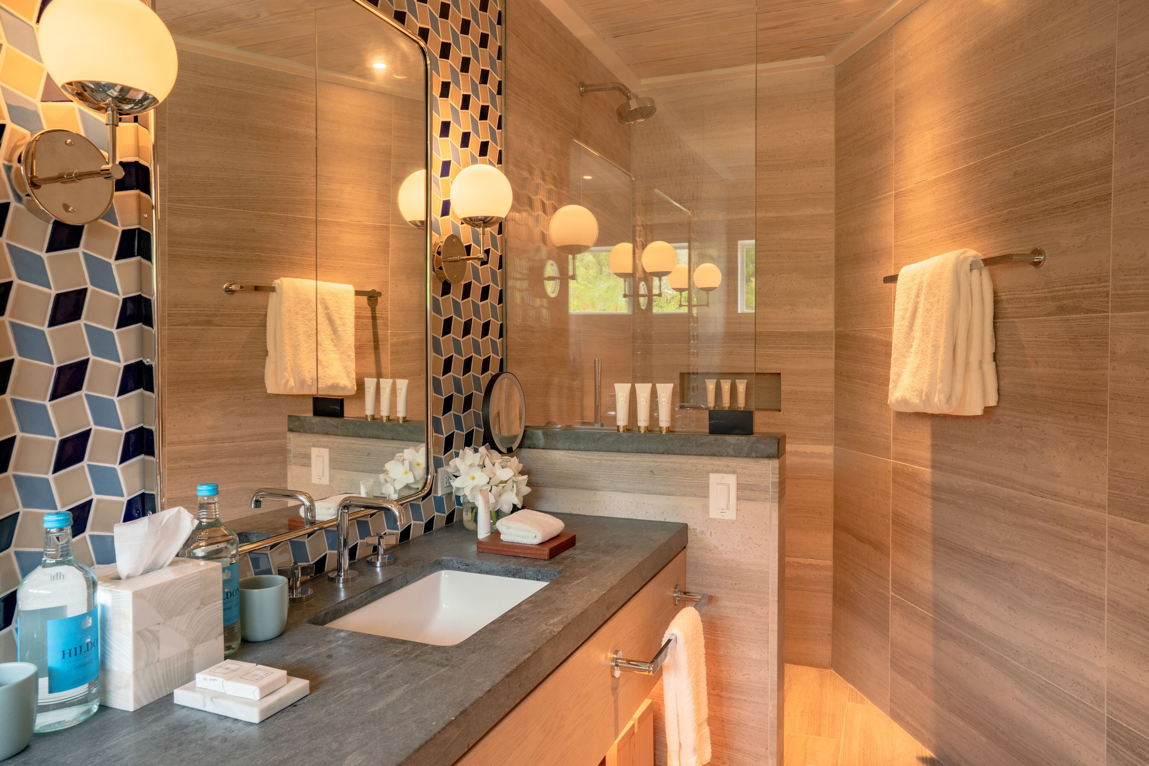 cottage, ocean view | bathroom | shower, free toiletries, hair dryer, bathrobes