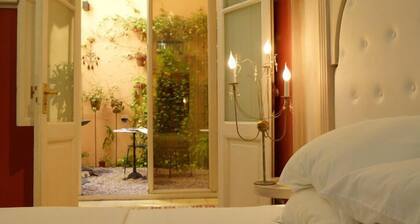 1555 Malabia House Hotel