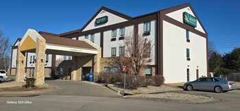 Quality Inn & Suites