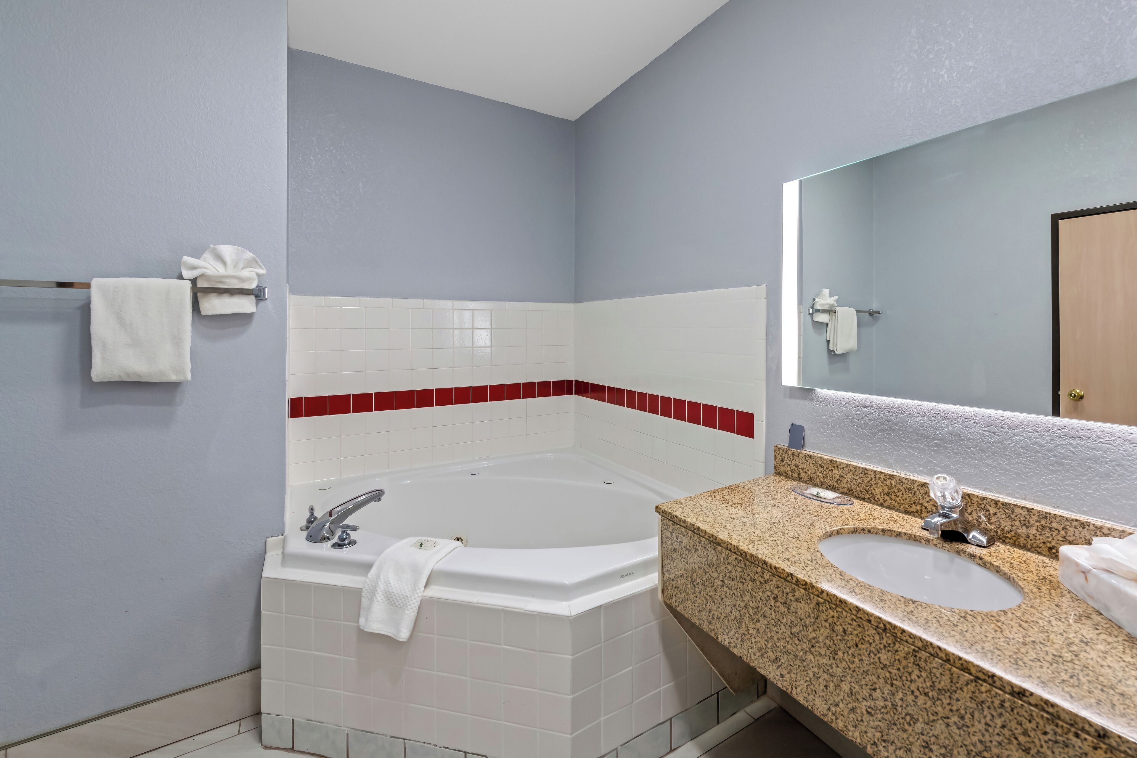 Photo - Quality Inn & Suites