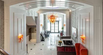 Broadway Plaza Hotel