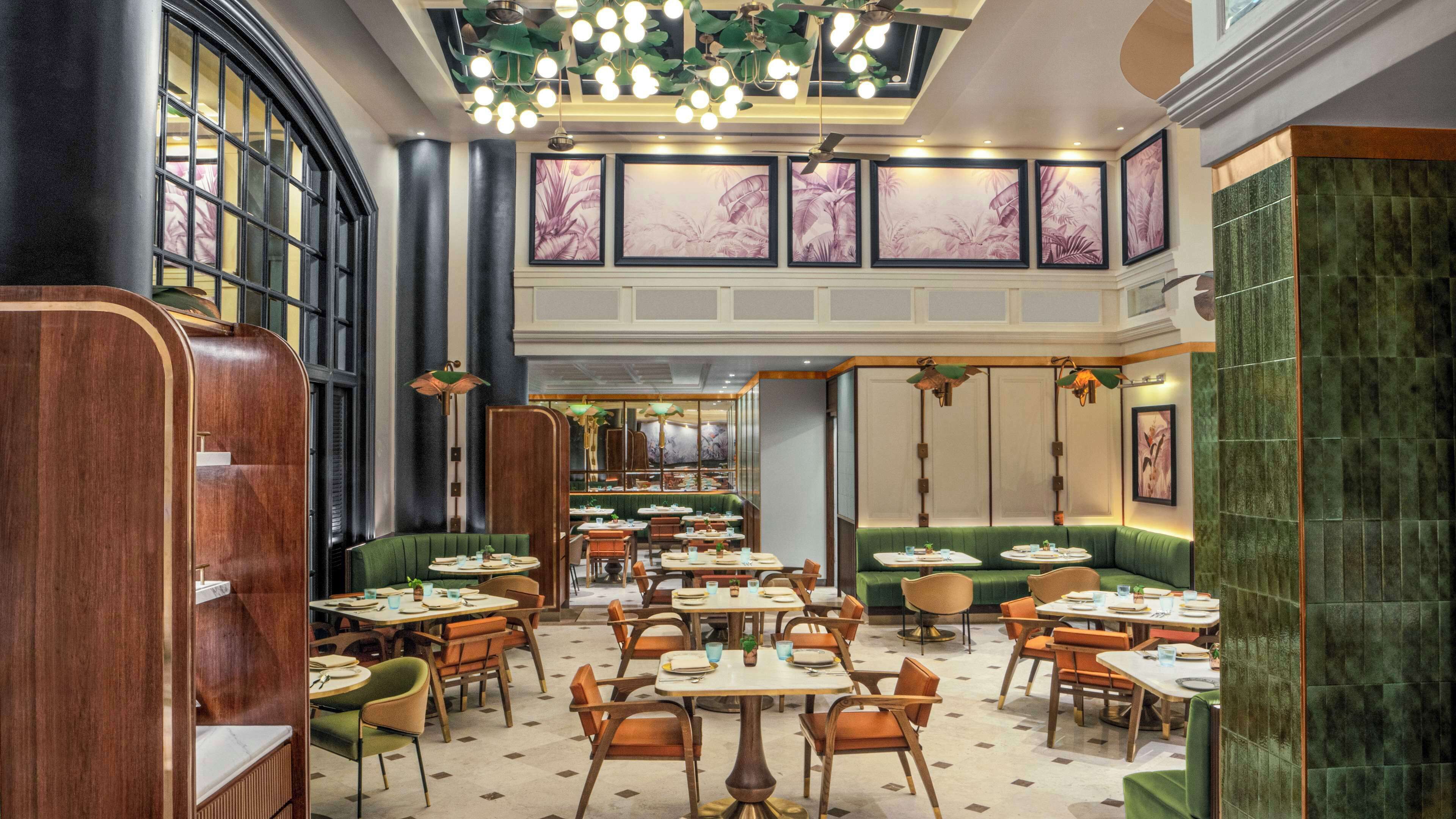 2 restaurants, breakfast, lunch, dinner served; chinese cuisine