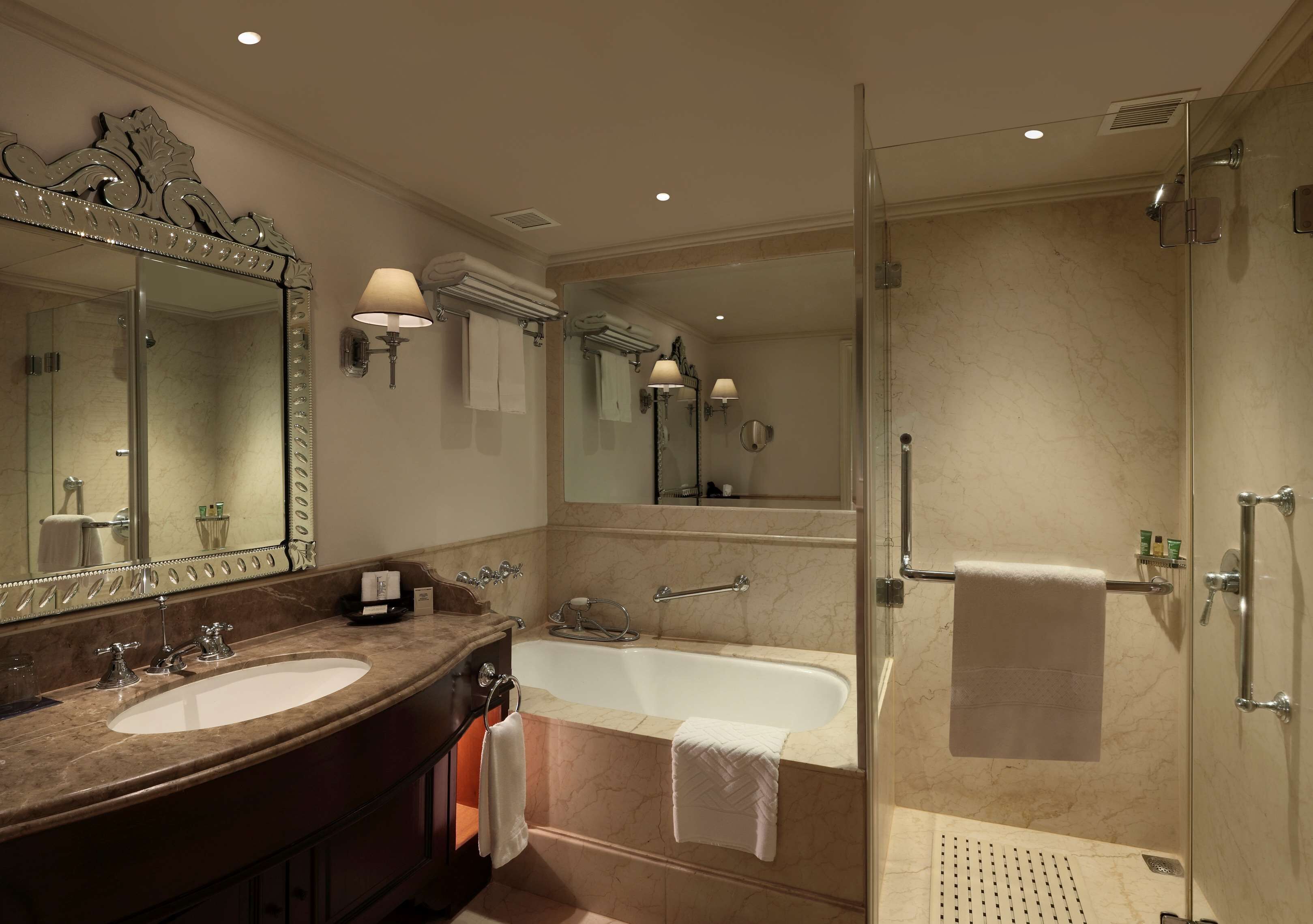 Separate bathtub and shower, deep-soaking bathtub, rainfall showerhead