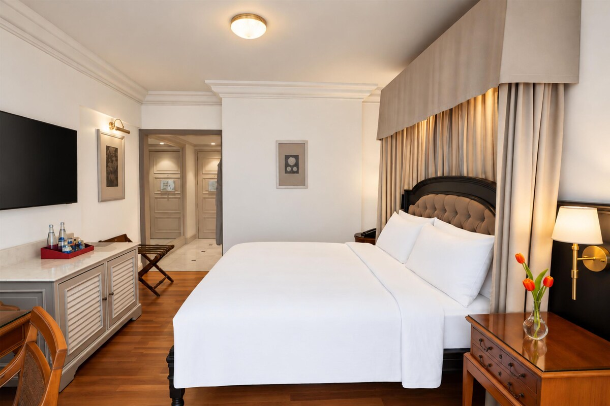 Literie de qualité supérieure, matelas mémoire de forme, minibar
