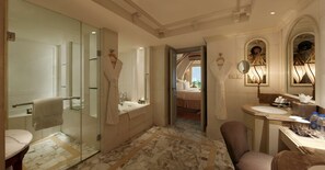 Suite presidencial | Baño | Bañera y ducha independientes y bañera profunda