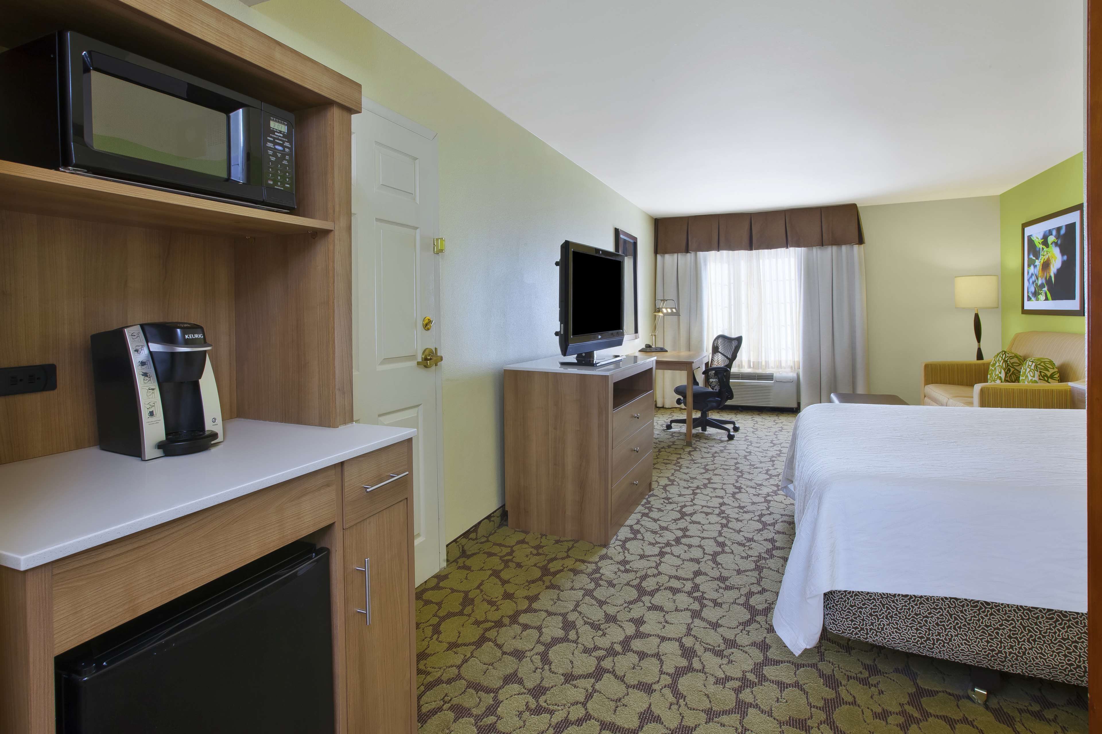 room, 1 king bed, accessible (mobility & hearing, alcove) | premium bedding, iron/ironing board, free cots/infant beds