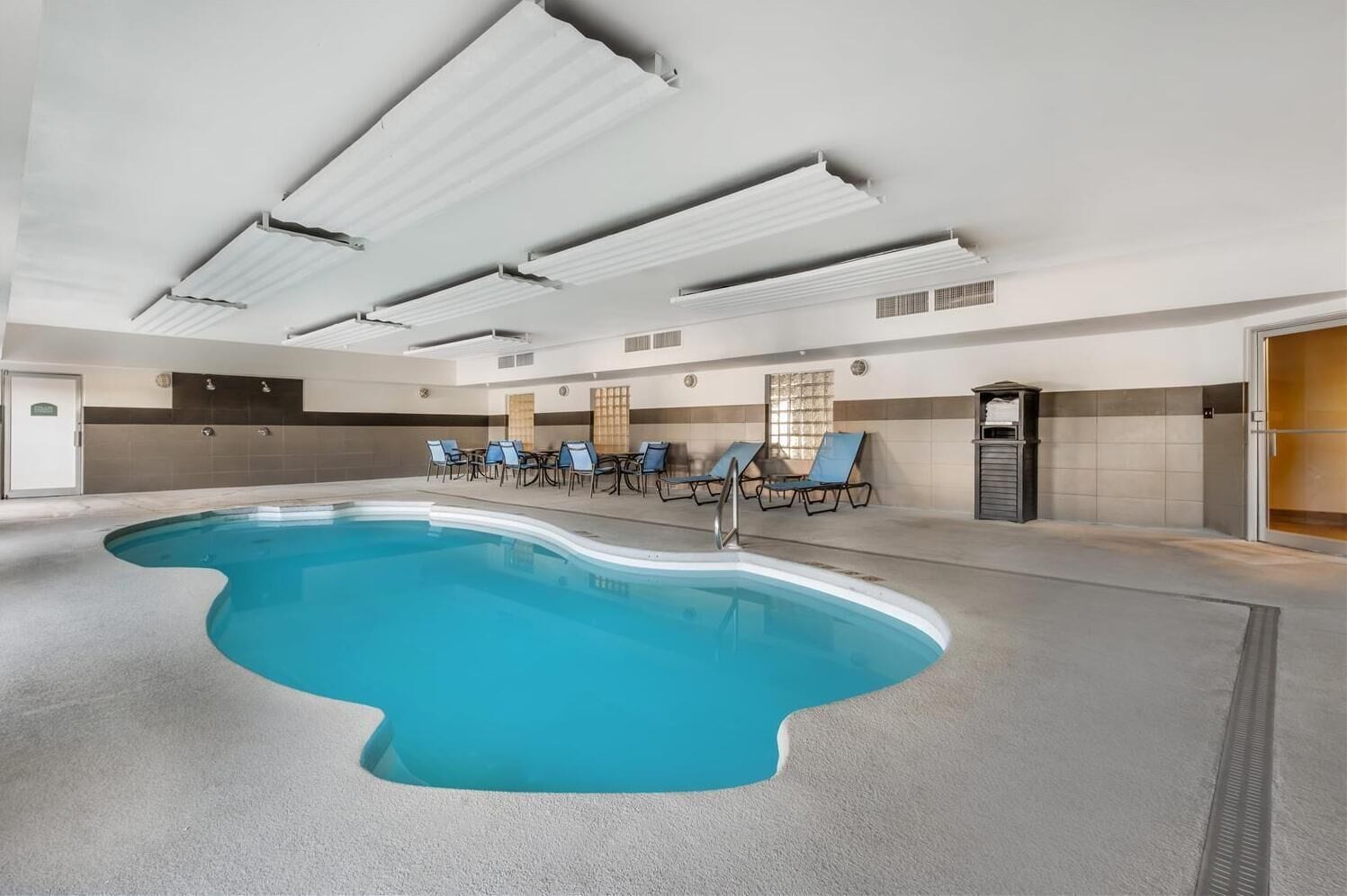 Indoor pool, outdoor pool