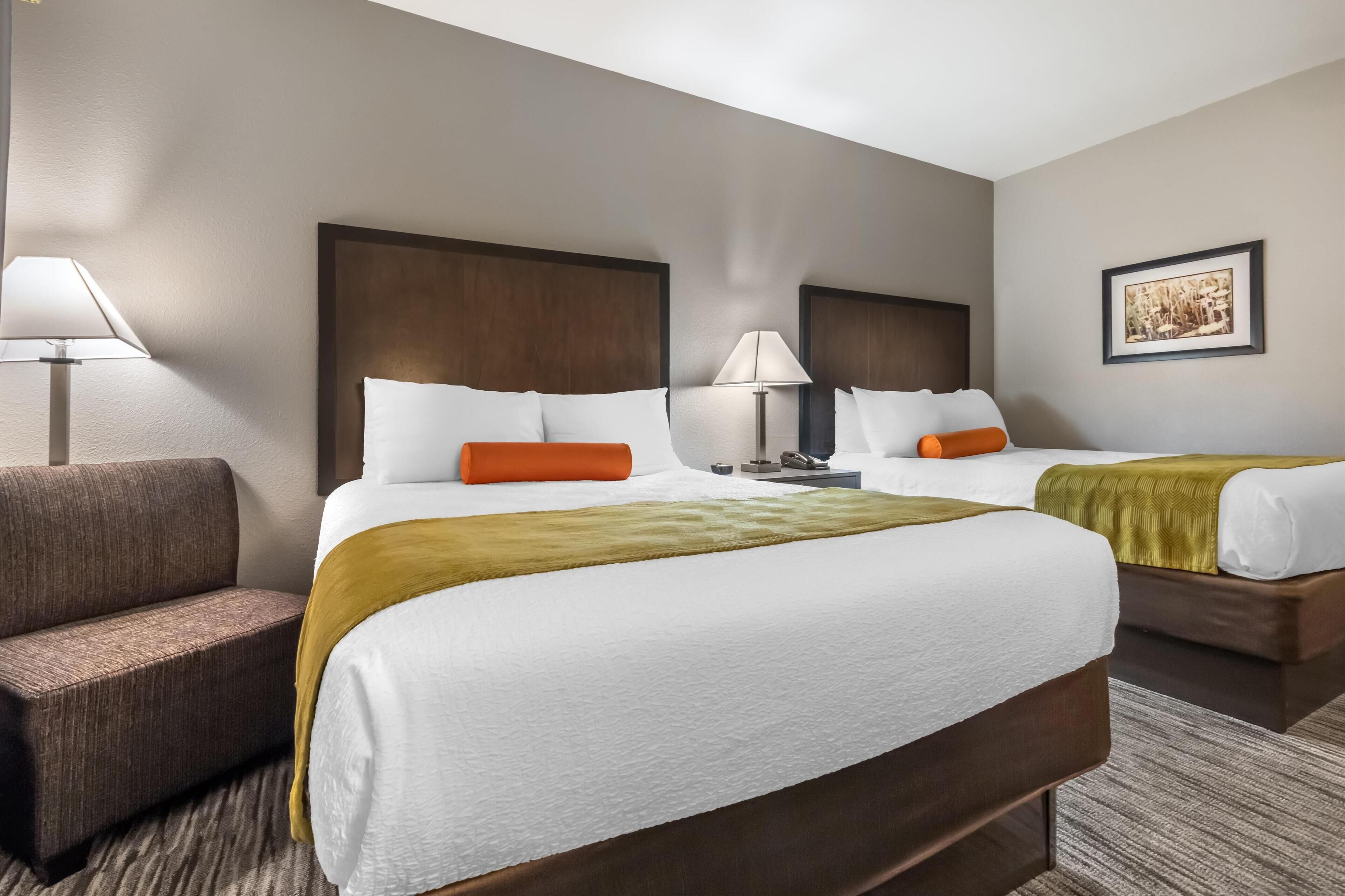 standard room, 2 queen beds, non smoking, refrigerator & microwave | 1 bedroom, egyptian cotton sheets, in-room safe, desk