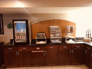 Tägliches inbegriffenes Frühstücksbuffet