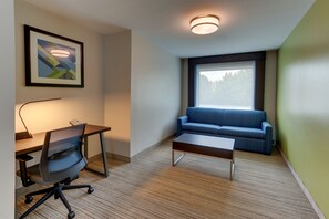 Bureau, espace de travail pour ordinateur portable