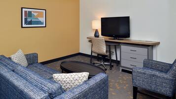 Suite, Multiple Beds | 1 bedroom, in-room safe, desk, blackout drapes