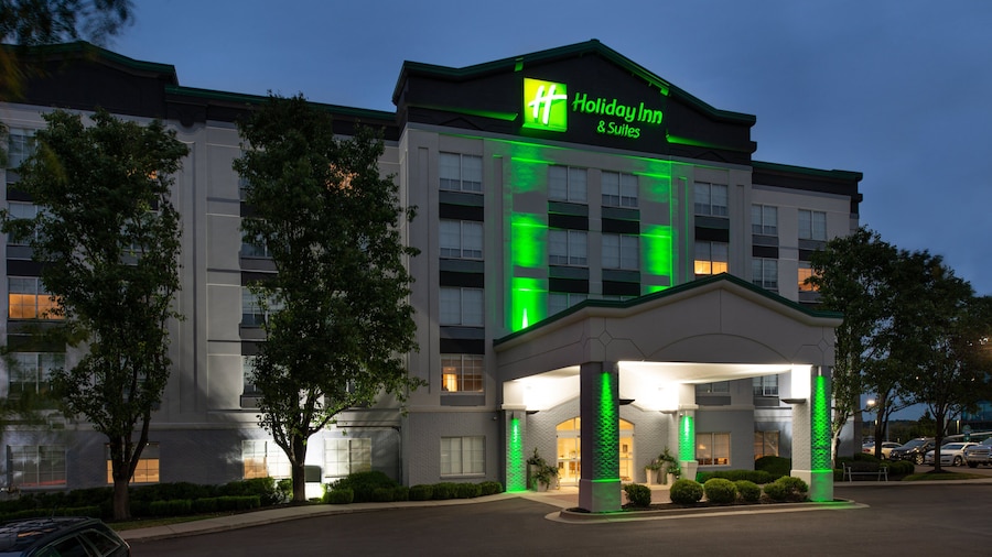 Holiday Inn Hotel & Suites Overland Park - Convention Center by IHG