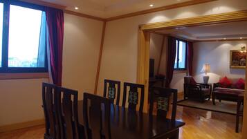 Presidential Suite | Private kitchen